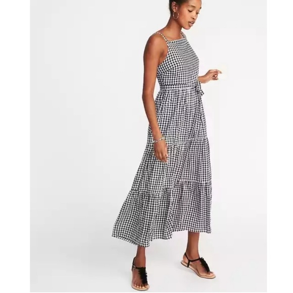 Old navy black and white maxi dress